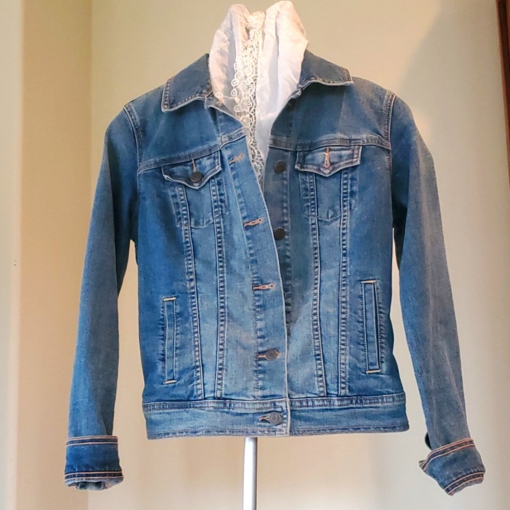 vintage Old Navy jean jacket, size sp